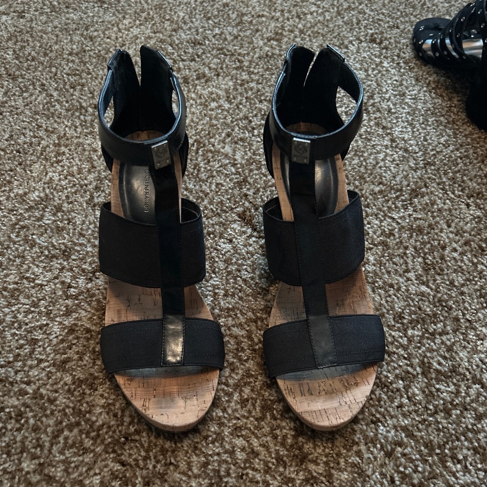BCBG pumps